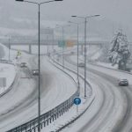 Zbog udesa grtalice i kamiona saobraćaj na autoputu kod Visokog dijelom obustavljen