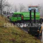 (FOTO) SAOBRAĆAJNA NESREĆA U MJESTU KEREP: NEZVANIČNO, JEDNA OSOBA POGINULA, VIŠE POVRIJEĐENIH