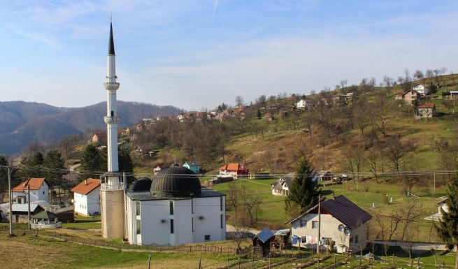 DJEČACI POBJEGLI OD KUĆE ZBOG OCJENA, NAĐENI NAKON CJELONOĆNE POTRAGE U KUĆI U IZGRADNJI