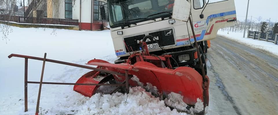 “Grtalica” završila u kanalu kraj puta