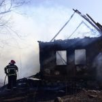 Vlasnik ostao na ledini, kuća izgorjela do temelja