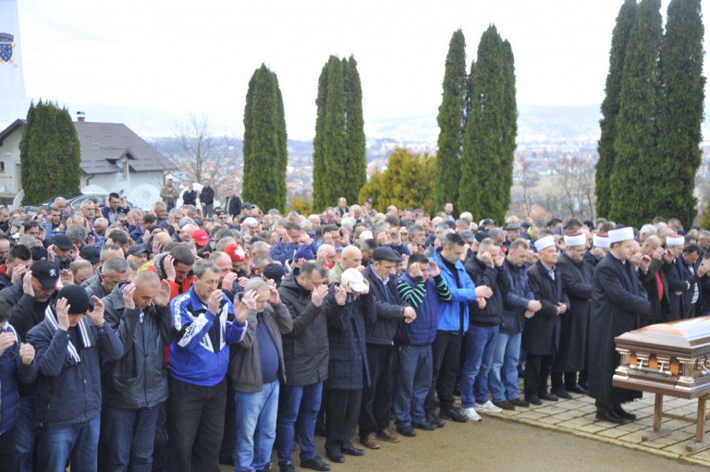 (FOTO) Klanjana dženaza Smaji Miropiji, koji je likvidiran i zapaljen u Kentuckyju