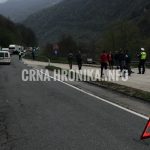 (FOTO) Blokiran M-17 Vranduk: vozilom udario pješaka