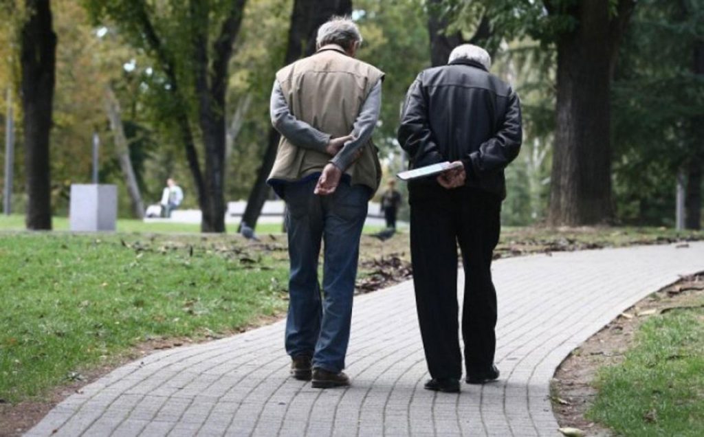 Zašto stariji od 65 godina u FBiH ne mogu sebi dokupiti staž za penziju, ima li za njih rješenje?