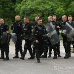 (FOTO) Policija, ograda i trake ispred VSTV-a: Jako obezbjeđenje prije najavljenih protesta