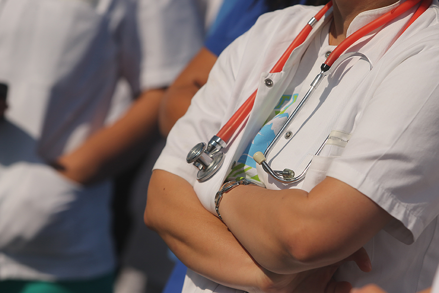 Povećanje plata ili protest: Sindikati medicinara odlučili, na ulicu poslije 15. januara