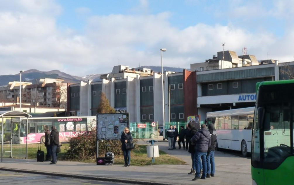 Deblokirani dolazni peroni, radnici “Zenicatransa” sutra započinju štrajk glađu