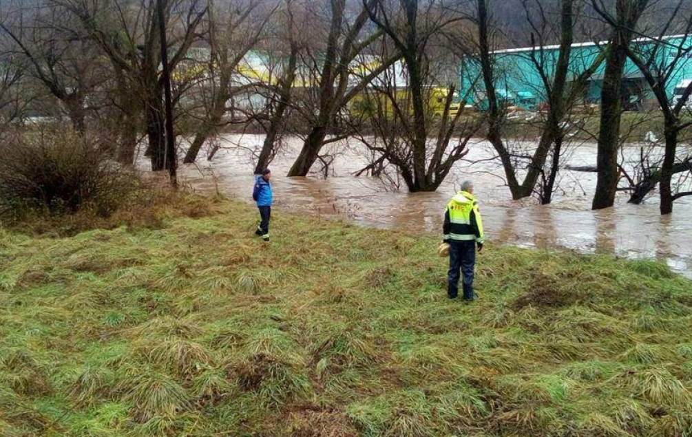 Izvučeno tijelo iz korita rijeke Bosne, poznat identitet