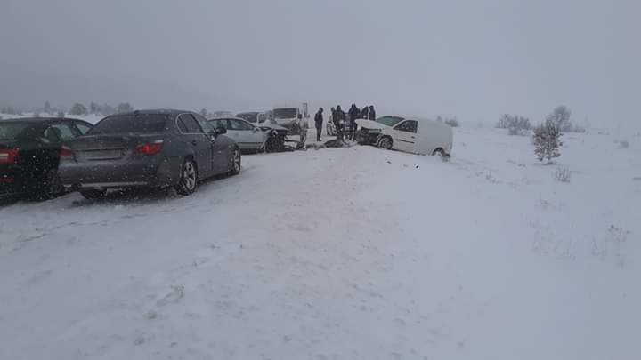 Teška saobraćajna nesreća na Romaniji, ima povrijeđenih