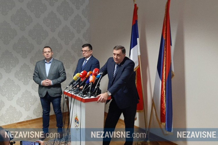 Dodik nakon sastanka: Neće biti donesene nikakve odluke u institucijama BiH