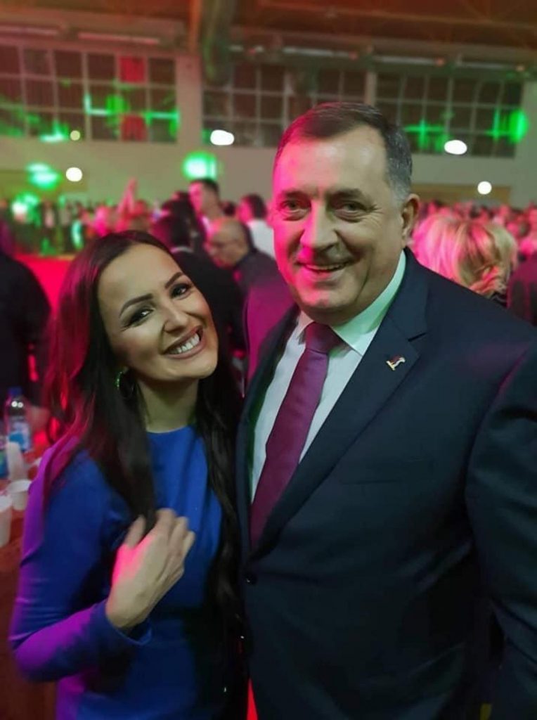 Mara Milošević, poslanica SNSD-a u NSRS: Za mene Dodik jeste bog, kao što je i Sanja rekla