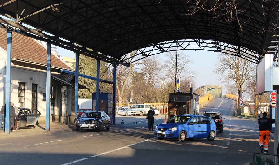 Srbija i Crna Gora zatvorile sve granične prijelaze prema BiH