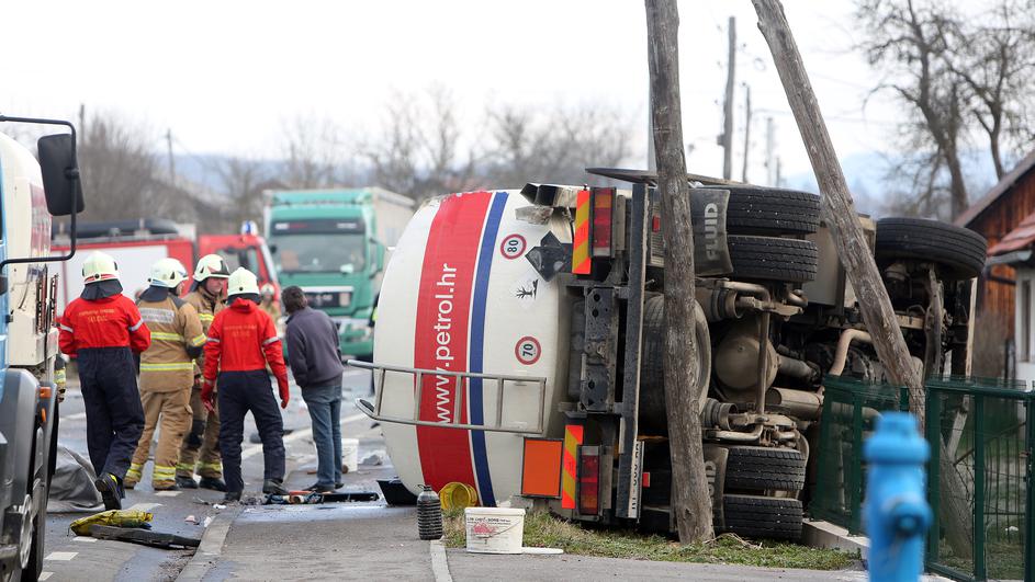 U 70 dana ove godine čak 44 ljudi poginulo je na cestama