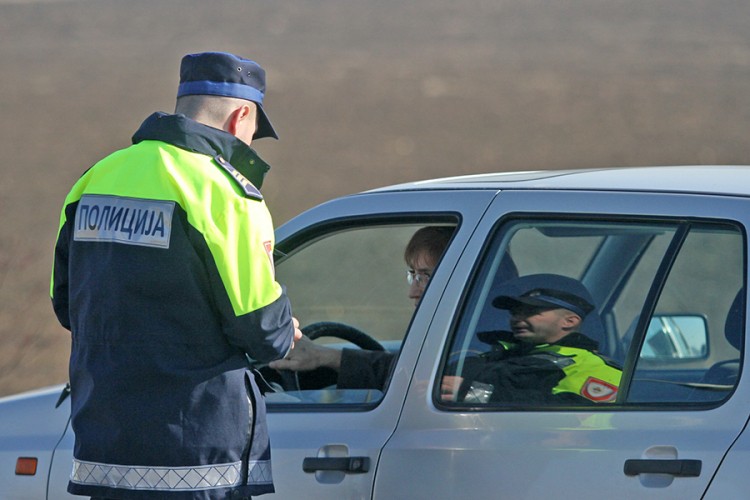 Policija kaznila 57 građana koji su se kretali izvan mjesta prebivališta