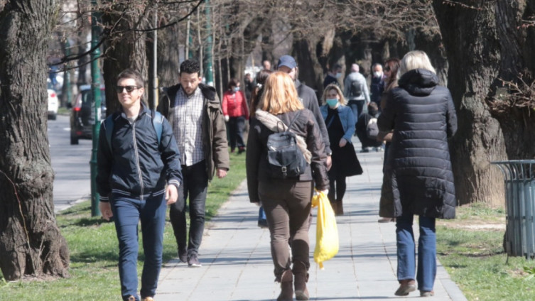 Ublažavaju se mjere zabrane kretanja, djeca će moći napolje tri dana u sedmici