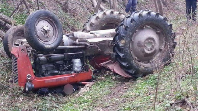 Tragedija kod Gradačca: Poginuo traktorista