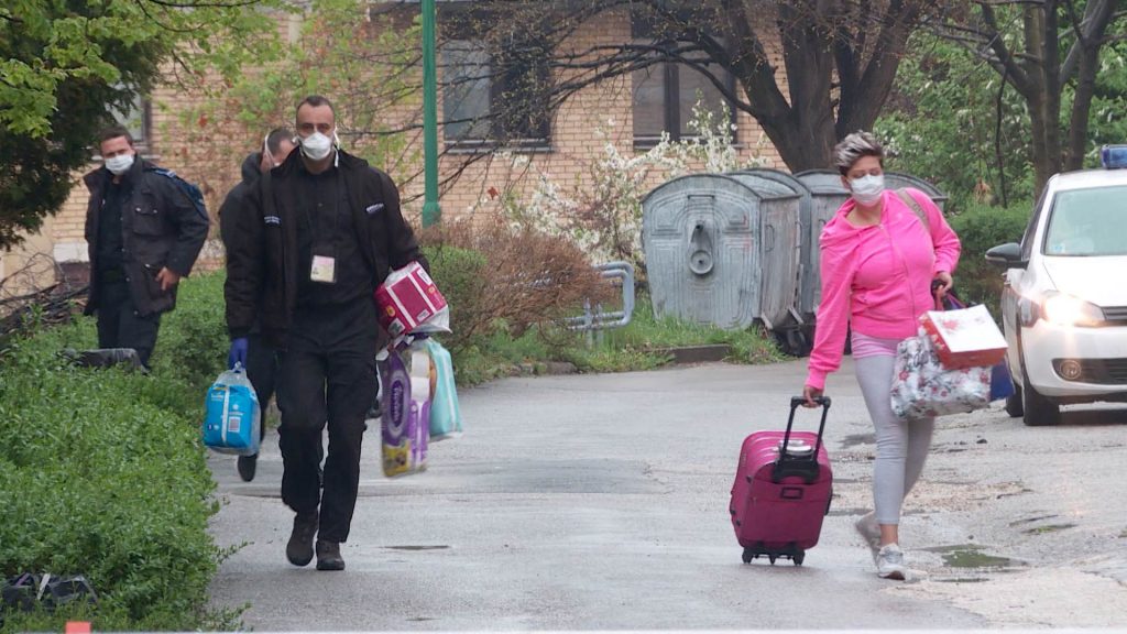 Sedam osoba, koje su izašle iz karantina na Bjelavama, angažovalo advokate