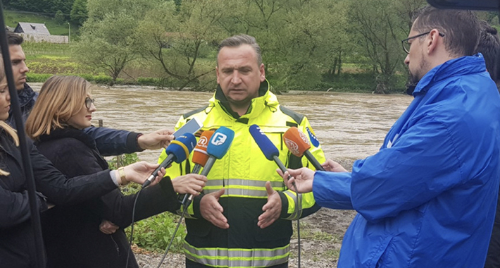 Fahrudin Solak godinama troši milione na sumnjive nabavke i beskorisnu opremu!