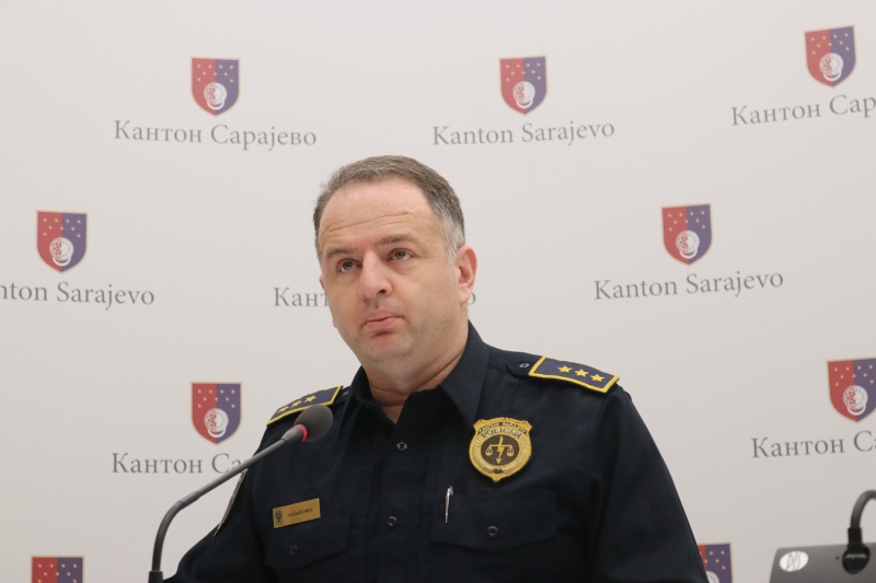 Hadžiabdić: Policija dosad identifikovala 19 osoba sa korona-derneka u Sarajevu