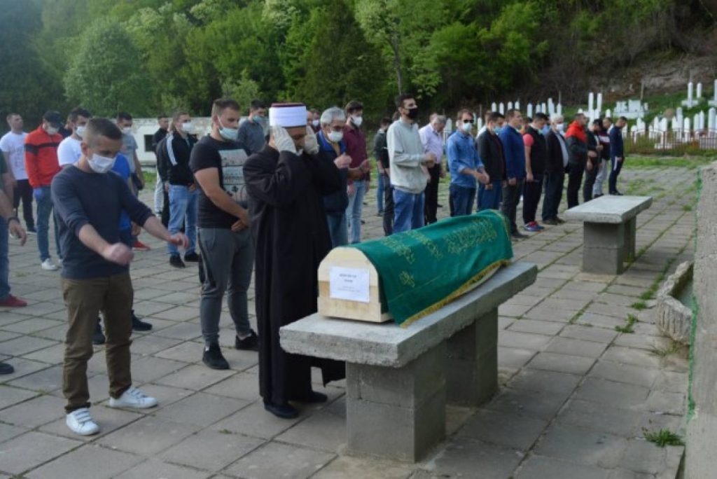 (FOTO) U slučaju bolesnog i obespravljenog mladića zakazao cijeli sistem