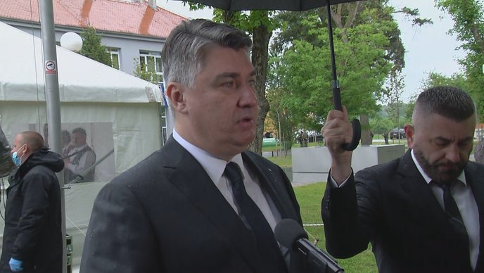 (VIDEO) Incident u Okučanima, Milanović napustio obilježavanje akcije “Bljesak”