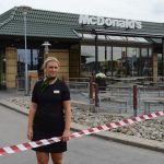 (VIDEO) Objavljen snimak muškarca kako iz kalašnjikova puca na McDonald's