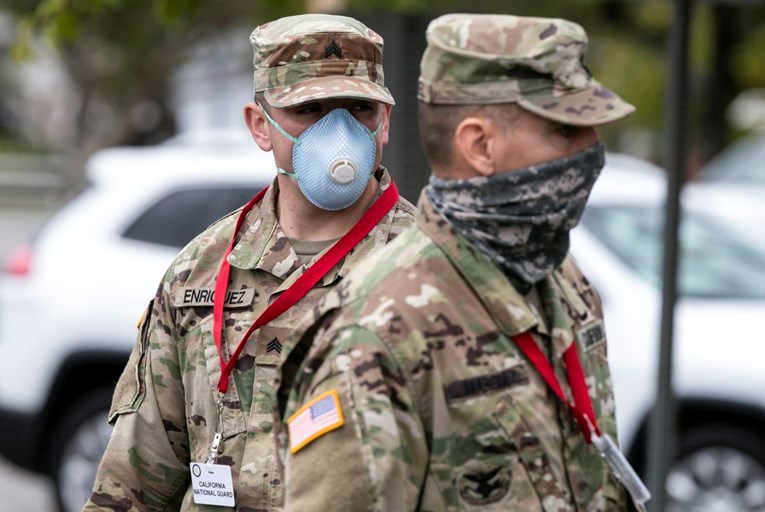 Američka vojska doživotno će zabraniti pristup svima koji su imali koronu?