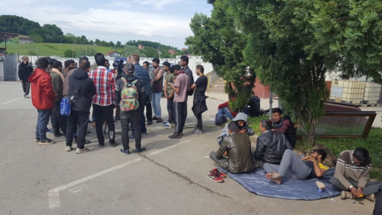 Migranti podmetnuli požar nezadovoljni zbog premještanja u Miral