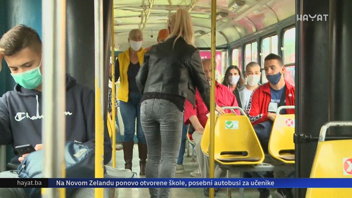 (VIDEO) Provozali smo se tramvajem, evo kako se građani snalaze sa novim sistemom vožnje