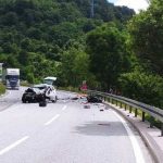 (VIDEO) Pogledajte kako izgledaju vozila nakon nesreće u kojoj su poginule dvije osobe