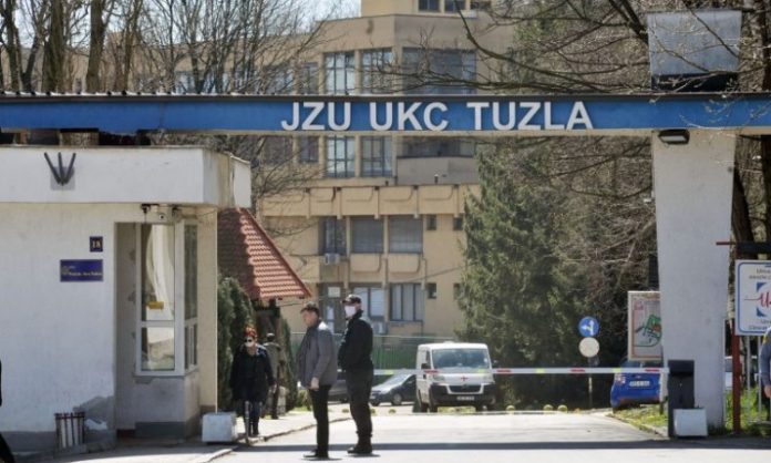 UKC Tuzla ima zalihe zaštitne opreme za dvije sedmice