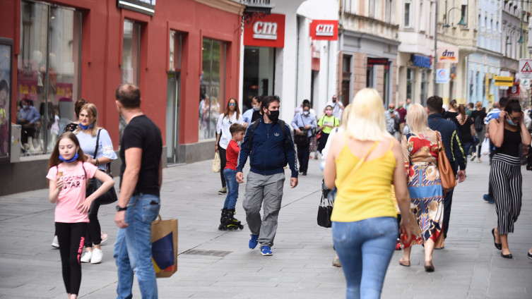 Novi slučajevi zaraze koronavirusom u Sarajevu i Zenici