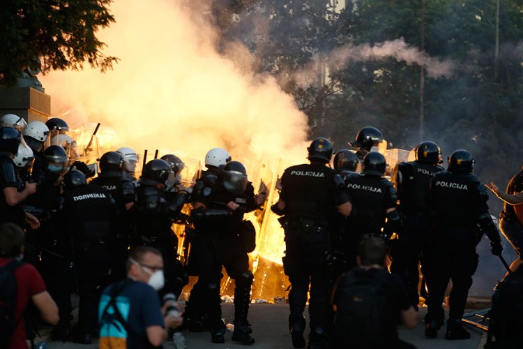 Dva Izraelca osuđena zbog učešća na protestu u Beogradu