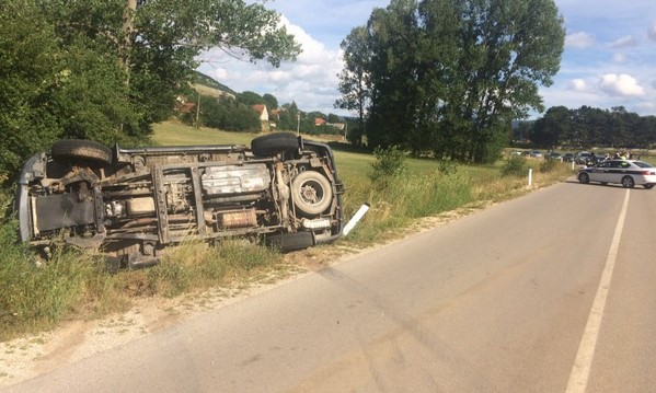 Teška nesreća kod Tomislavgrada, povrijeđene dvije osobe