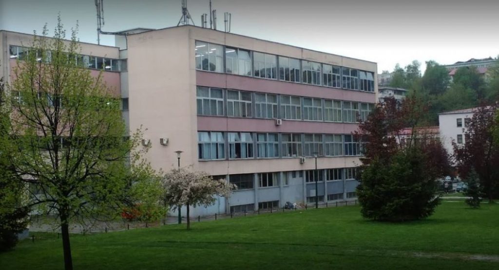 Zaražena profesorica u Drugoj gimnaziji