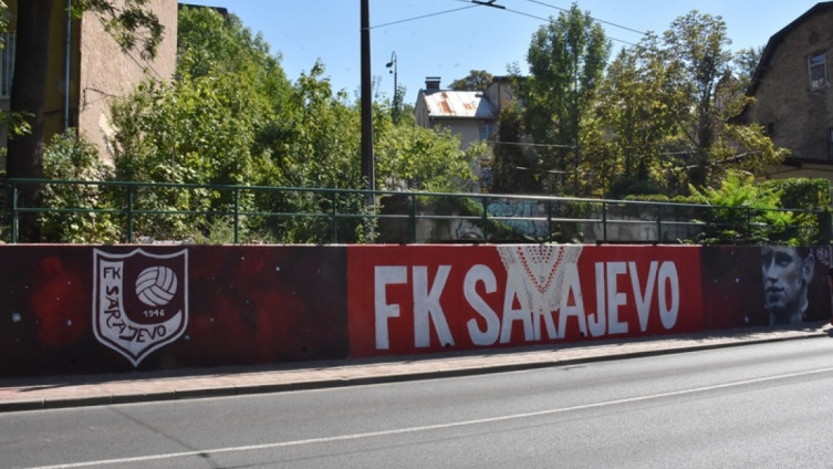 Općina Centar finansirala oslikavanje murala posvećenog FK Sarajevo