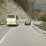 (VIDEO) Pogledajte rizično preticanje đačkog autobusa u BiH!