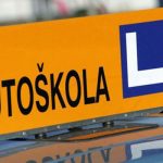 Instruktorica auto-škole Anifa Agić uzimala 100 KM za polaganje vozačkog ispita. Sada će joj se suditi