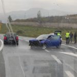 (FOTO) U nesreći na Vogošćanskoj petlji povrijeđena jedna osoba