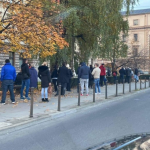 (VIDEO) Haos u sarajevskom domu zdravlja, građani se zbog gužve svađaju međusobno i s osobljem