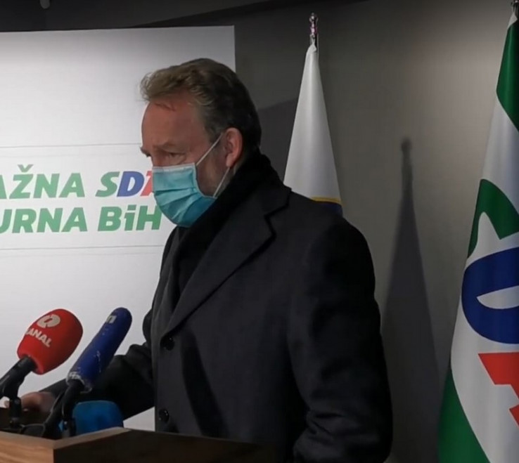 Izetbegović o Zvizdiću: Desi se to i u porodici pa se smiri, mislim da će ostati sa nama u projektu SDA