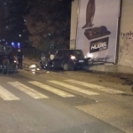 Tuzla: Pijan prošao kroz crveno, pa udario u Audi (FOTO)