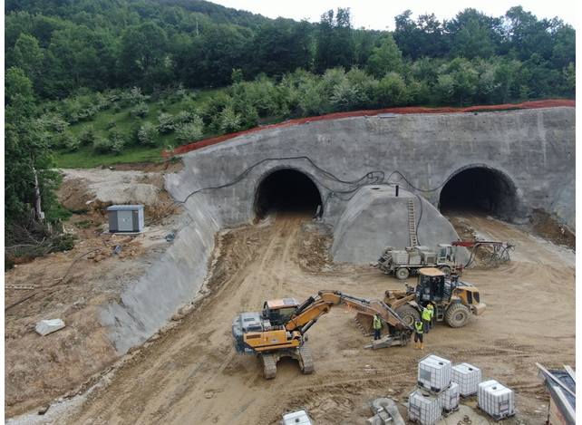 Probijanje tunela Ivan na jesen 2021. – Pogledajte gradilište autoputa od Tarčina do Ivan planine (VIDEO)