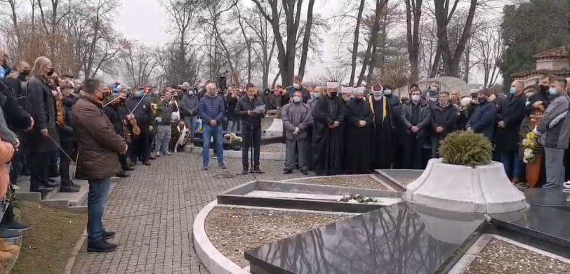 Dženaza Džeja: Stotine prijatelja i članova porodice se opraštaju (VIDEO)