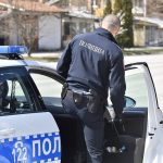 Ručno izradio registarske tablice i stavio na automobil: Policija ga uhapsila