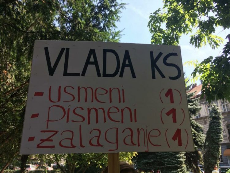 Nezadovoljni radom Vlade: Članovi osam sindikata u Sarajevu danas izlaze na proteste