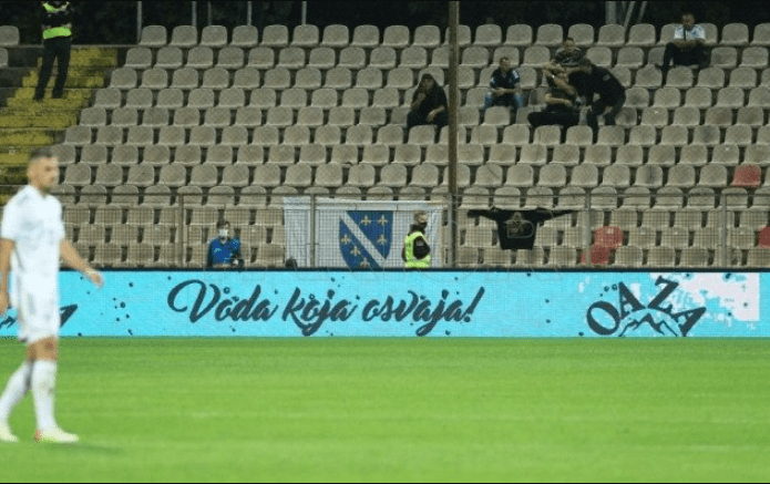 Stižete na utakmicu u Zenicu? Policija poručila da zastave neće dozvoliti na stadionu!