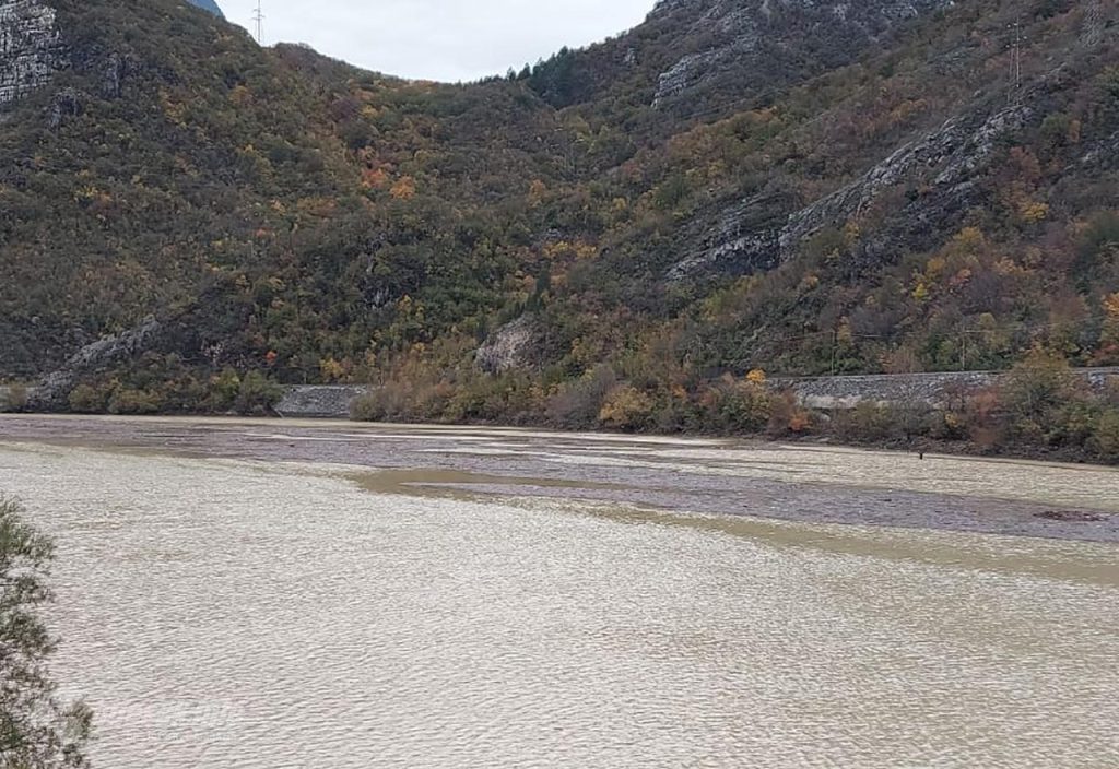 Neretva u nešto manje od četiri sata porasla za 119 cm