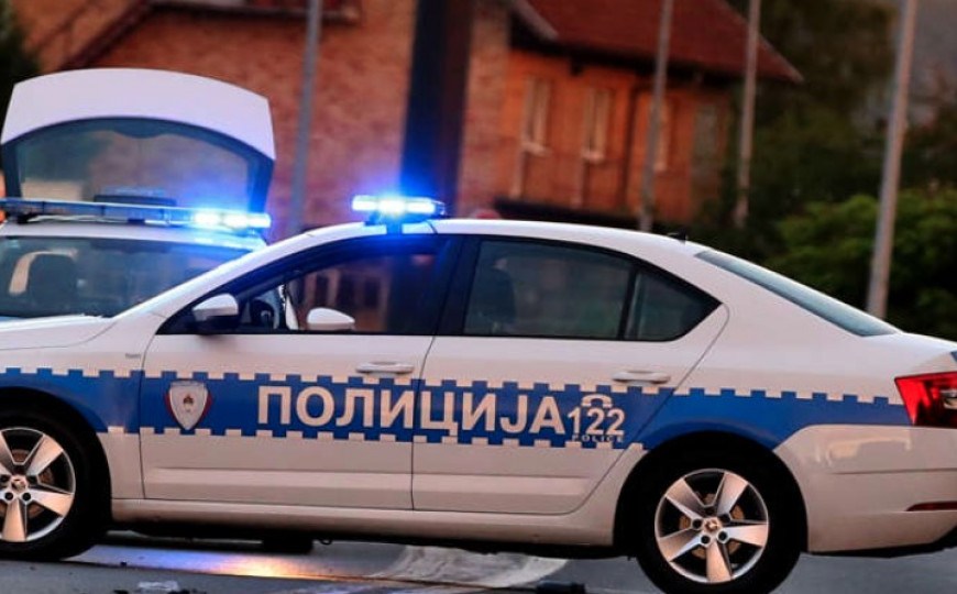 Lišeni slobode vozač i suvozač iz Renaulta, pijani bježali od policije