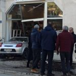 (FOTO) Nesreća u Trebinju: Zbog neprilagođene brzine “parkirao” u butik obuće